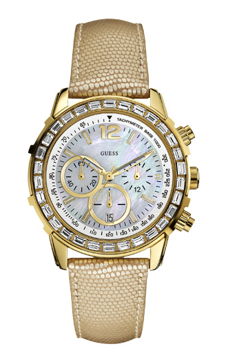 Часы женские Guess W0017L2 спортивные, круглые, перламутр с камнями и гарантией 24 месяца