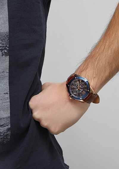 Часы мужские GUESS W0600G3